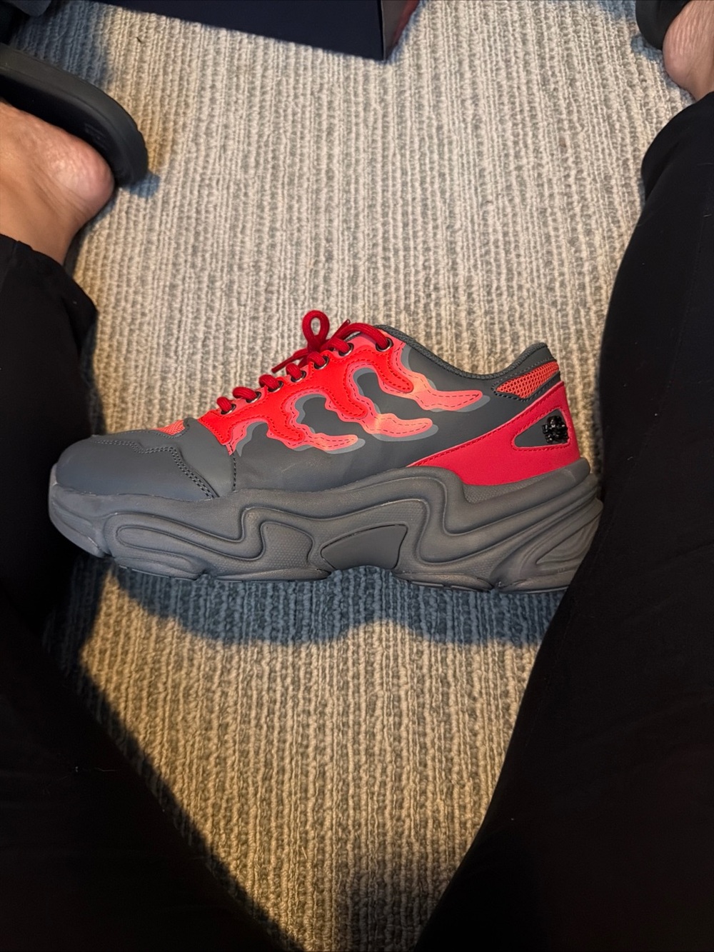 Men's Brand X Athletic Sneakers in Gray and Red 8.5